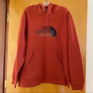 Men’s XL The North Face Hoodie in burnt orange
